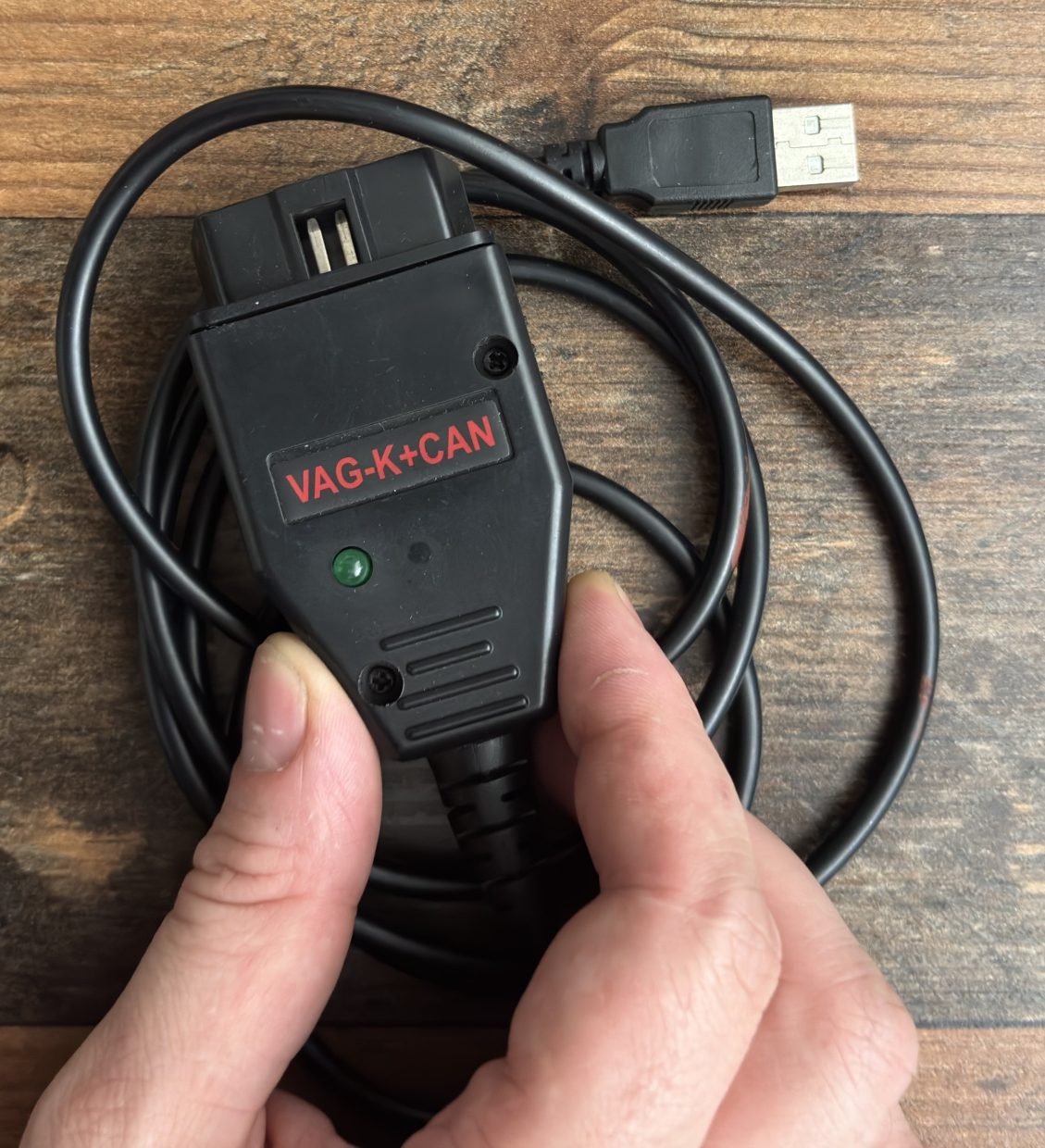 Diagnostický kabel VAG-K+CAN USB